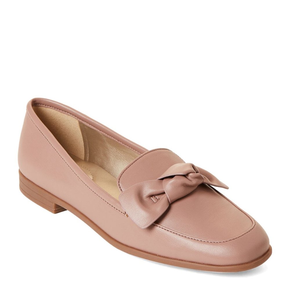 BANDOLINO $69 Casaretti Bow Flats
